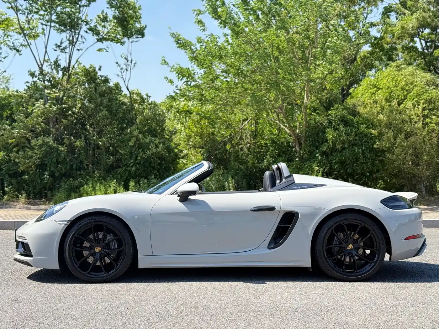 Porsche 718 2022 Spyder 2.0T фото 3
