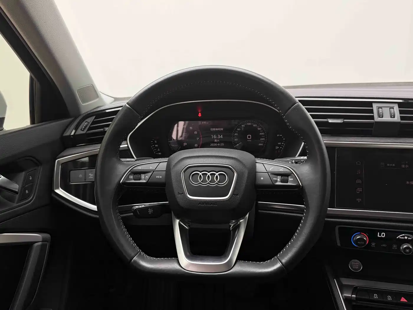 Audi Q3 2019 40 TFSI Fashion Dynamic фото 8