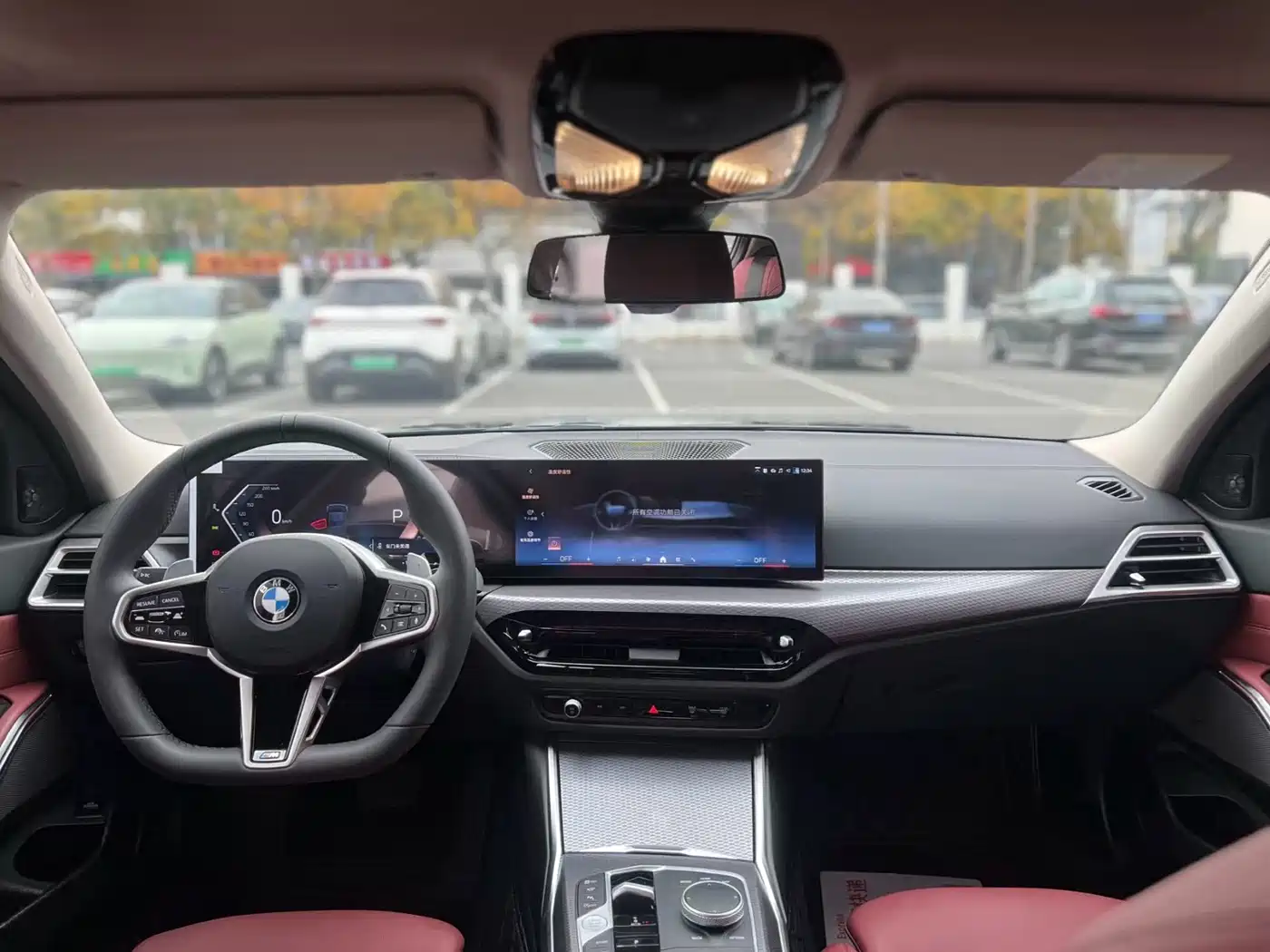 BMW 3 Series 2025 330Li M Sport Night Edition фото 6