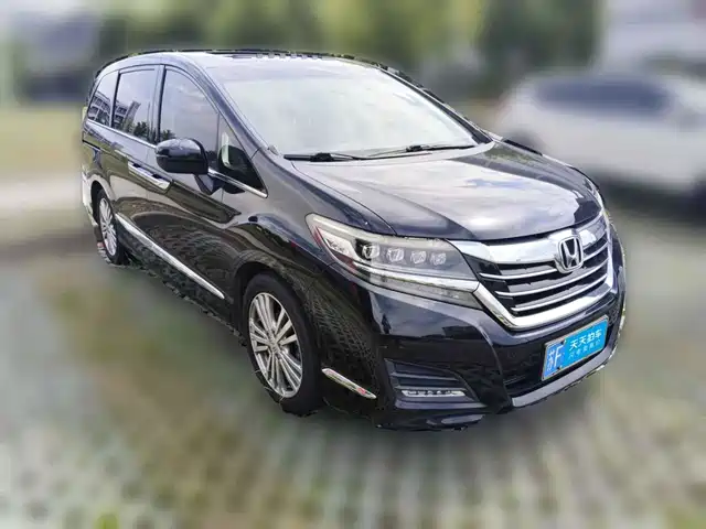 Honda Elysion 2016 2.4L Luxury Edition — фото 3