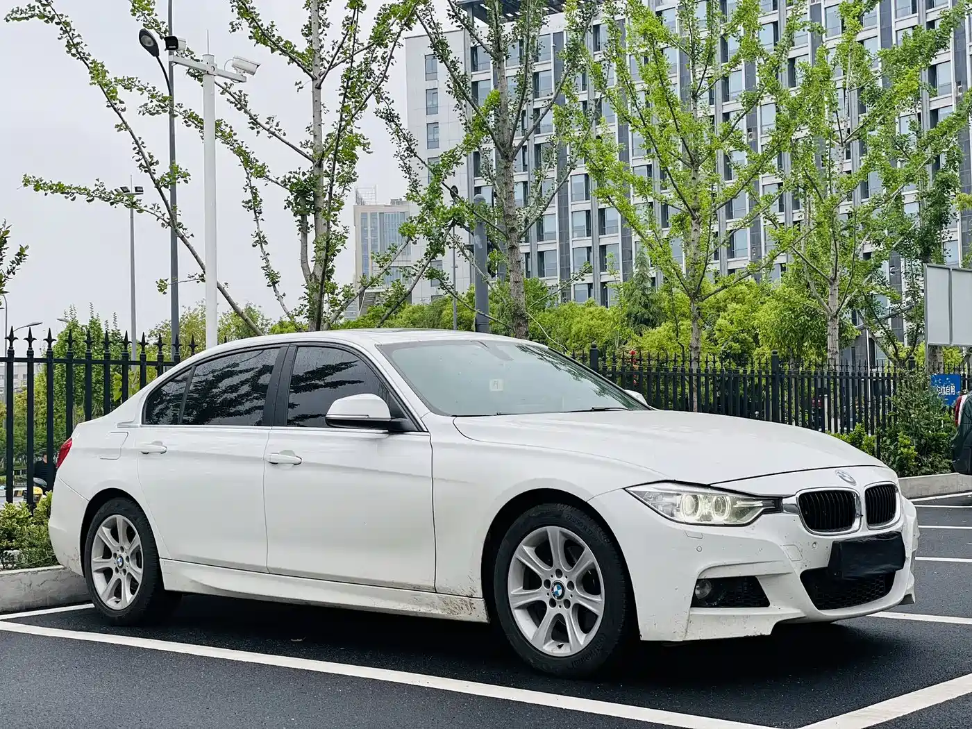 BMW 3 Series 2015 328Li xDrive Fashion фото 3