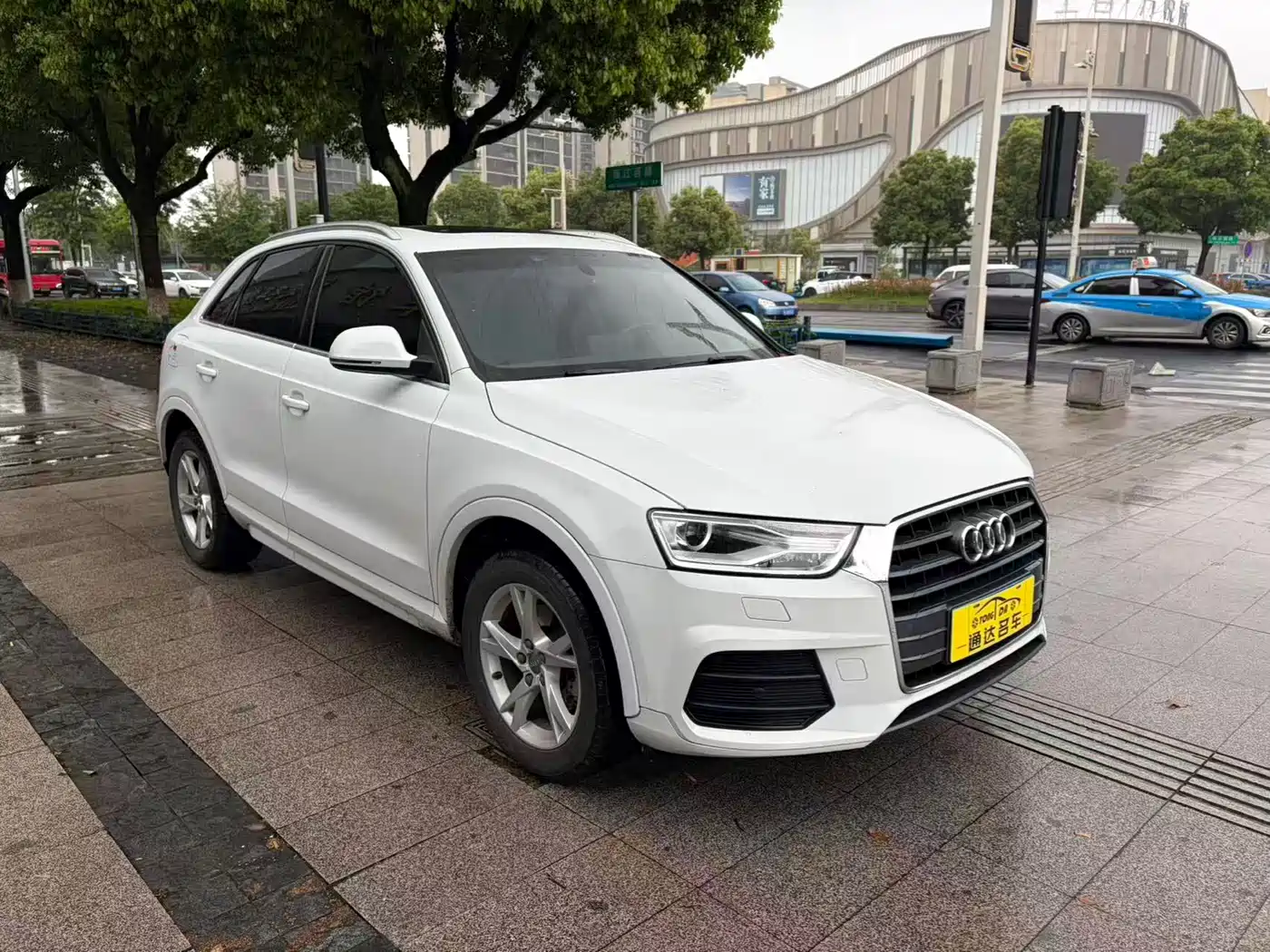 Audi Q3 2017 30 TFSI Fashion фото 2