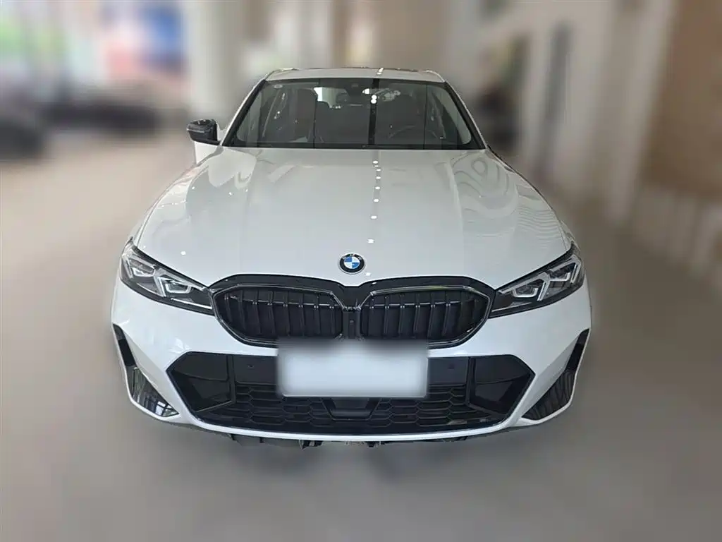 BMW 3 Series 2025 330Li M Sport Night Edition фото 5
