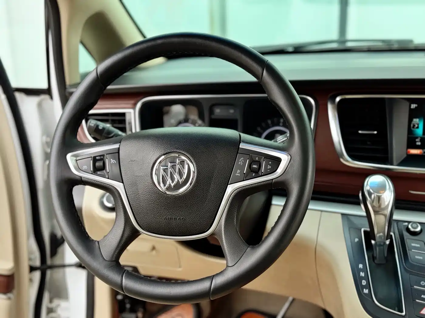 Buick GL8 2018 28T Luxury Model China VI фото 15