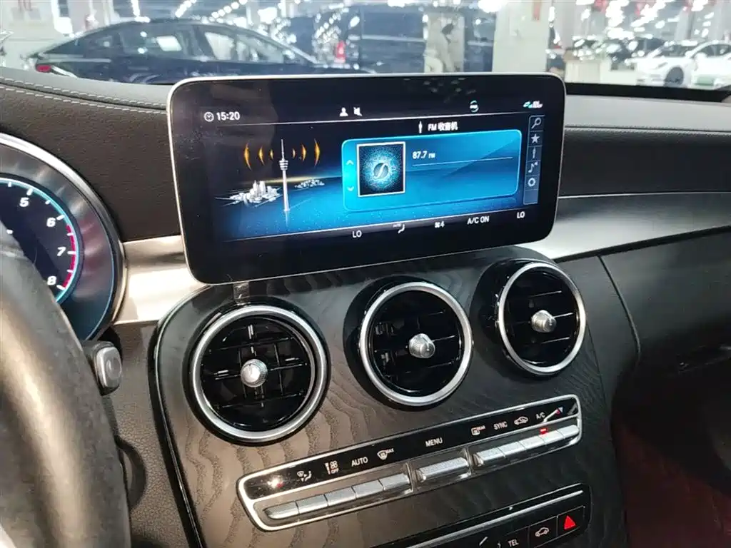 Mercedes-Benz C-Class 2019 Facelift C 260 L Sport фото 13