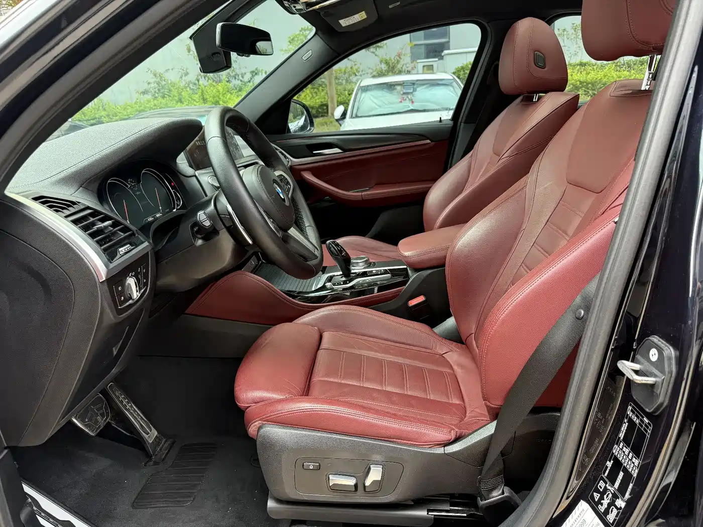 BMW X4 2021 Facelift xDrive 25i M Sport Package фото 8