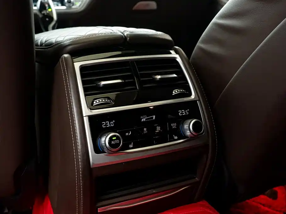 BMW 7 Series 2021 Model 730Li M Sport Package фото 24