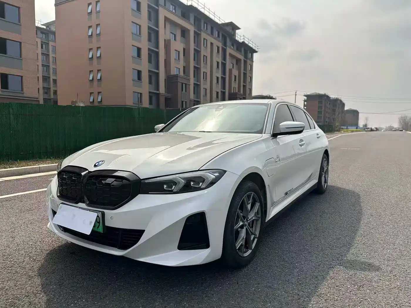 BMW i3 2022 eDrive 35 L