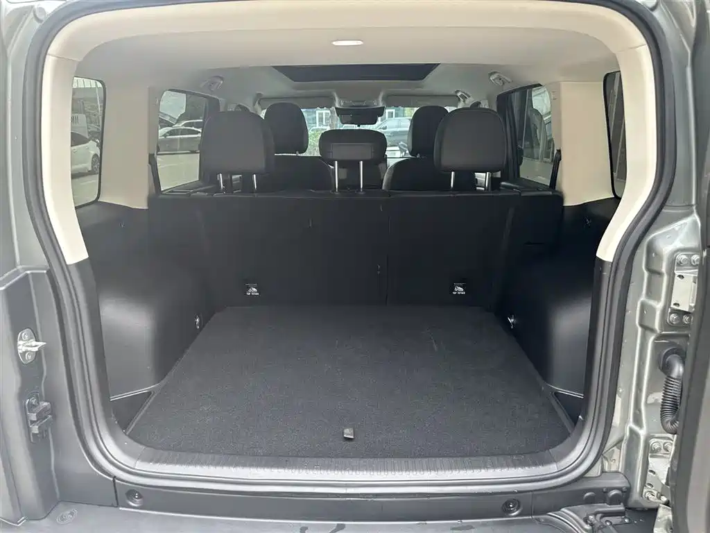 Haval Meng Long NEV 2023 Hi4 102 Explorer Edition фото 22