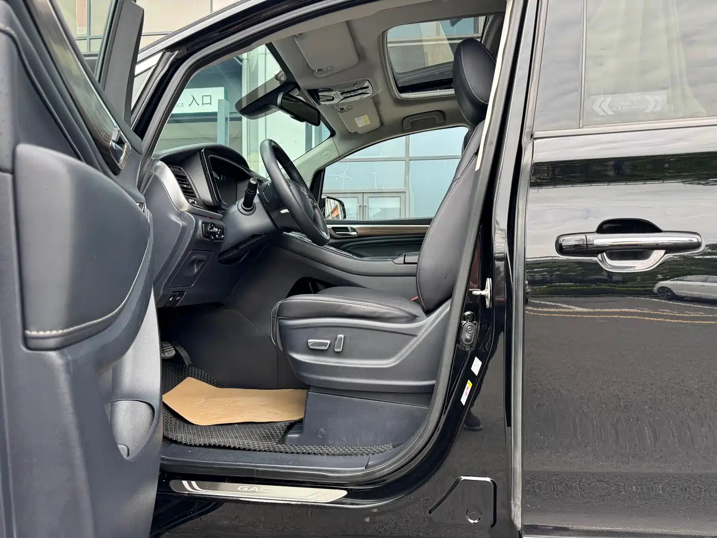 GAC Trumpchi Trumpchi M8 2021 Leading Show Series 390T Prestige Edition фото 5