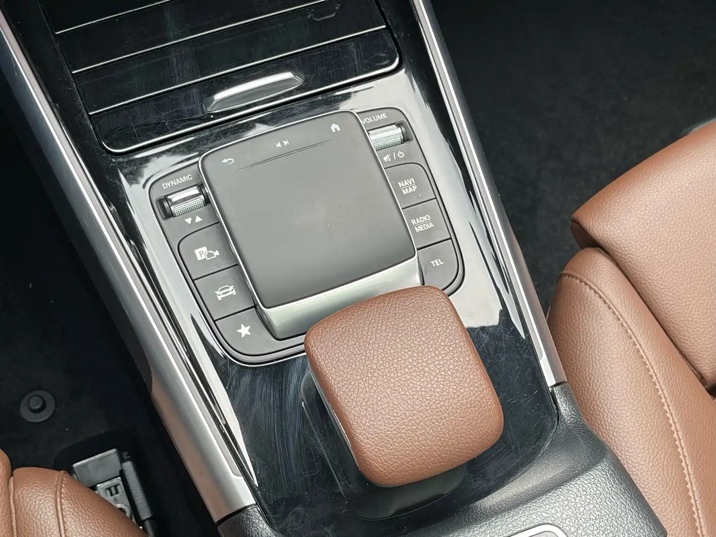 Mercedes-Benz GLB 2023 GLB 220 Style фото 22
