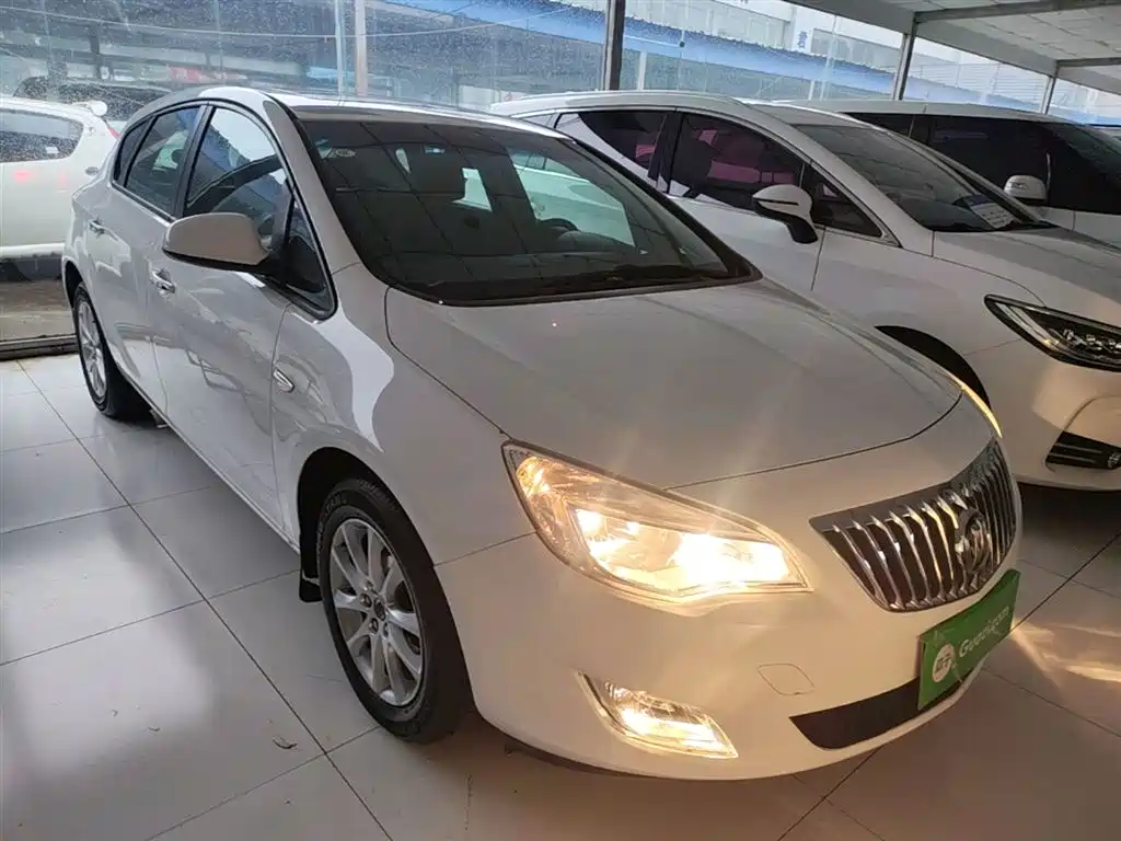 Buick Excelle 2014 XT 1.6L Automatic Fashion фото 4