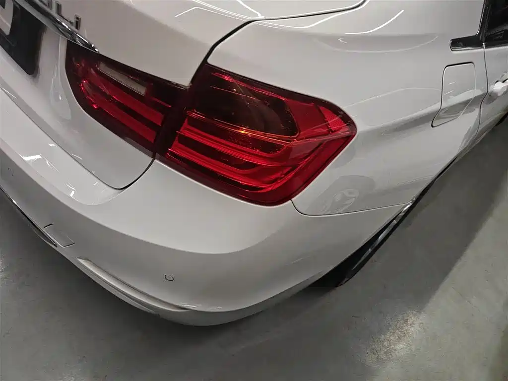 BMW 3 Series 2014 320Li Fashion фото 24