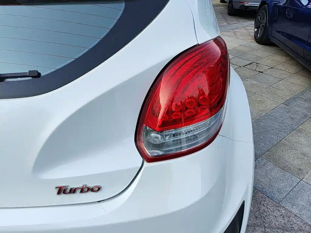 Hyundai Veloster 2015 2012 1.6T Automatic Premium