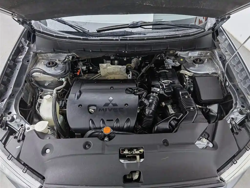 Mitsubishi ASX 2013 2.0L CVT 2WD Elite фото 6
