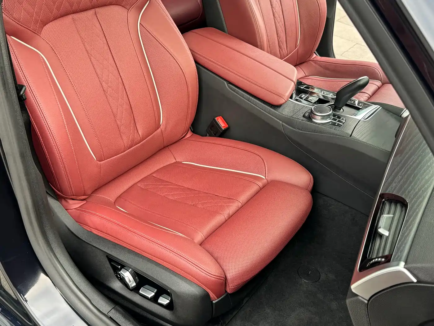 BMW 5 Series 2021 530Li Premium M Sport Package фото 6