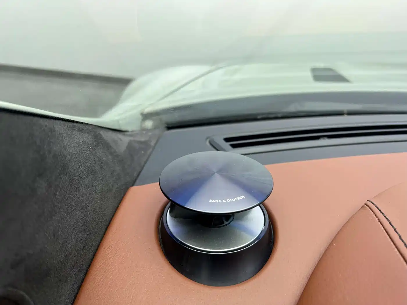 Aston Martin V8 Vantage 2012 2011 4.7L Sportshift Coupe