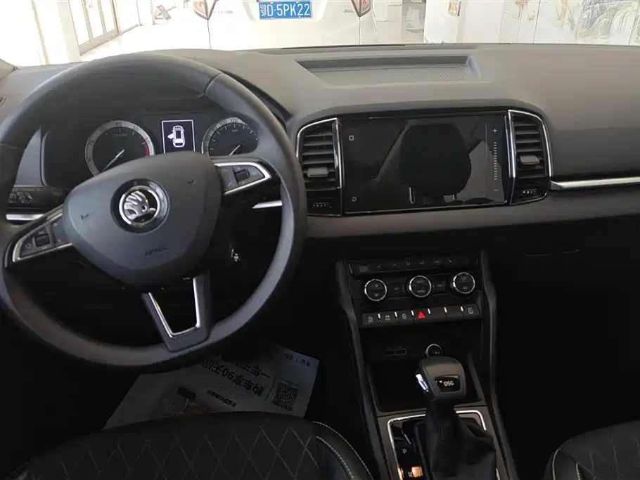 Škoda Karoq 2018 TSI280 Luxury Edition China V фото 12