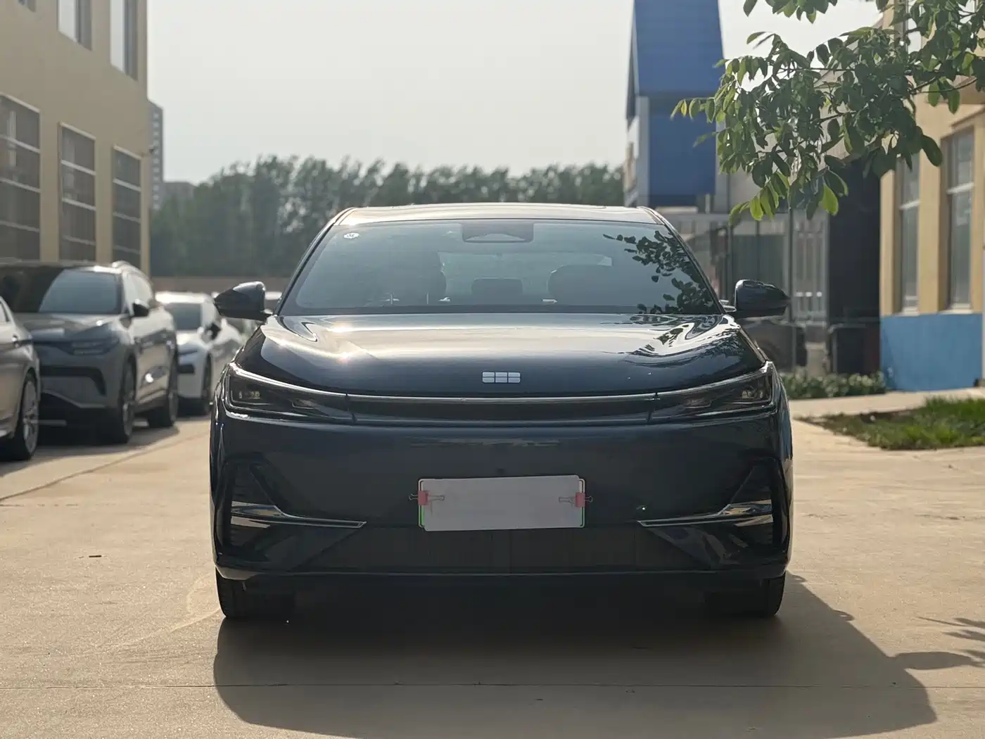 Geely Galaxy Galaxy A7 2025 EM-i фото 2