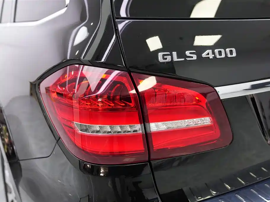 Mercedes-Benz GLS 2018 GLS 400 4MATIC Dynamic фото 19