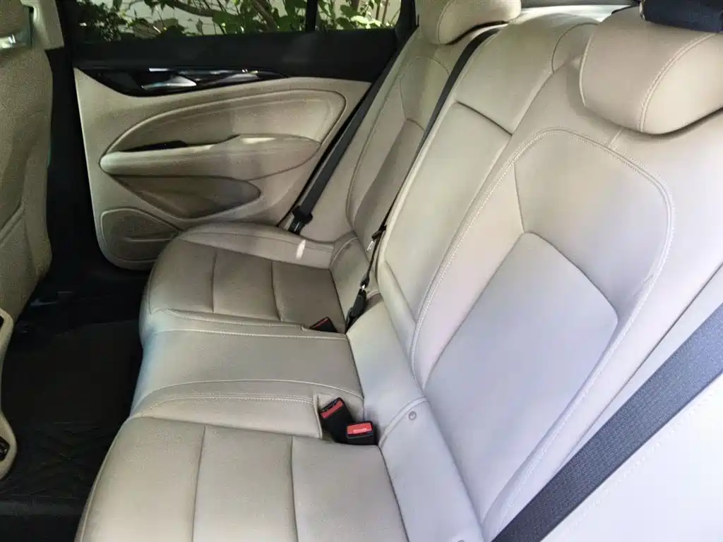 BUICK REGAL