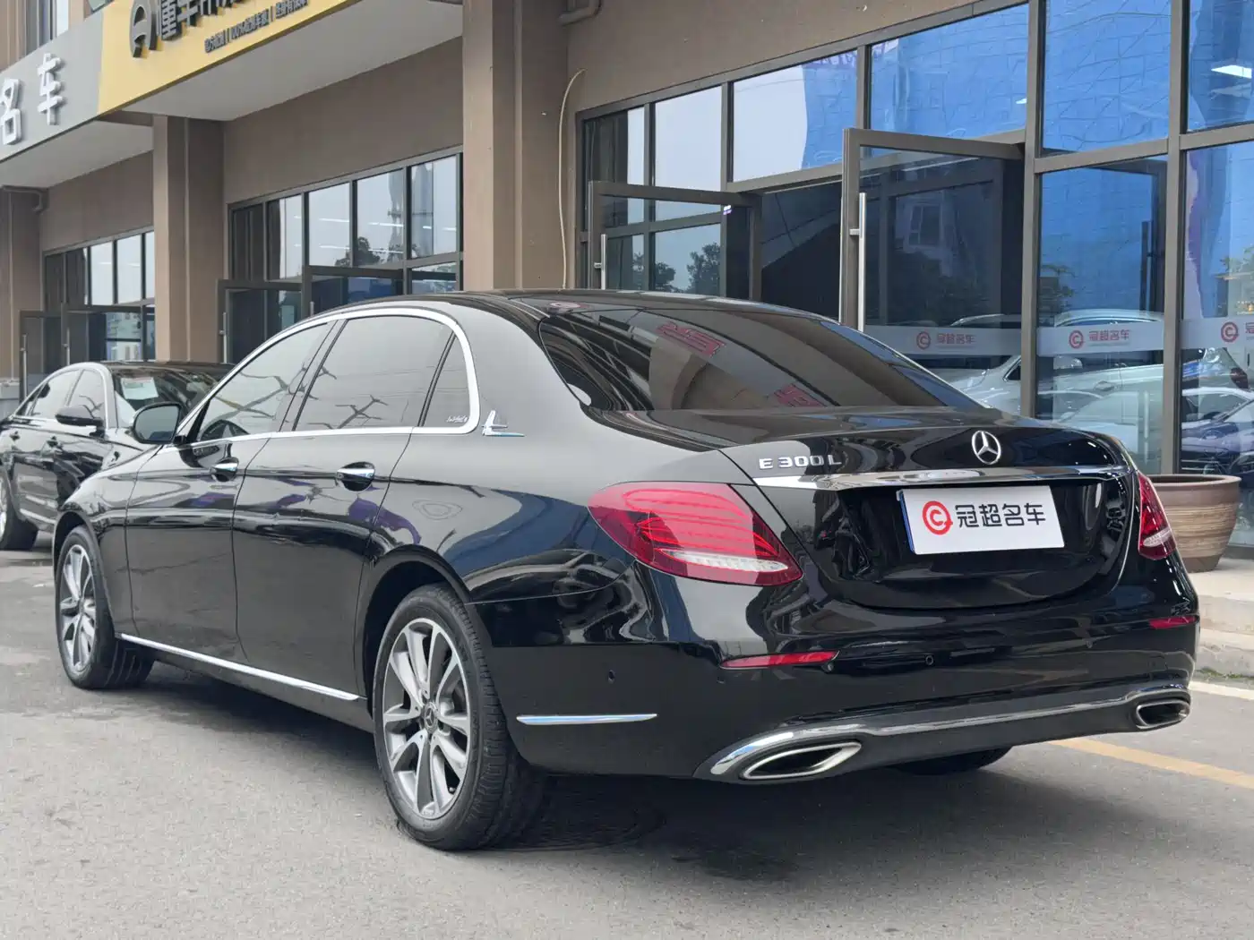 Mercedes-Benz E-Class 2018 Facelift E 300 L Fashion фото 8