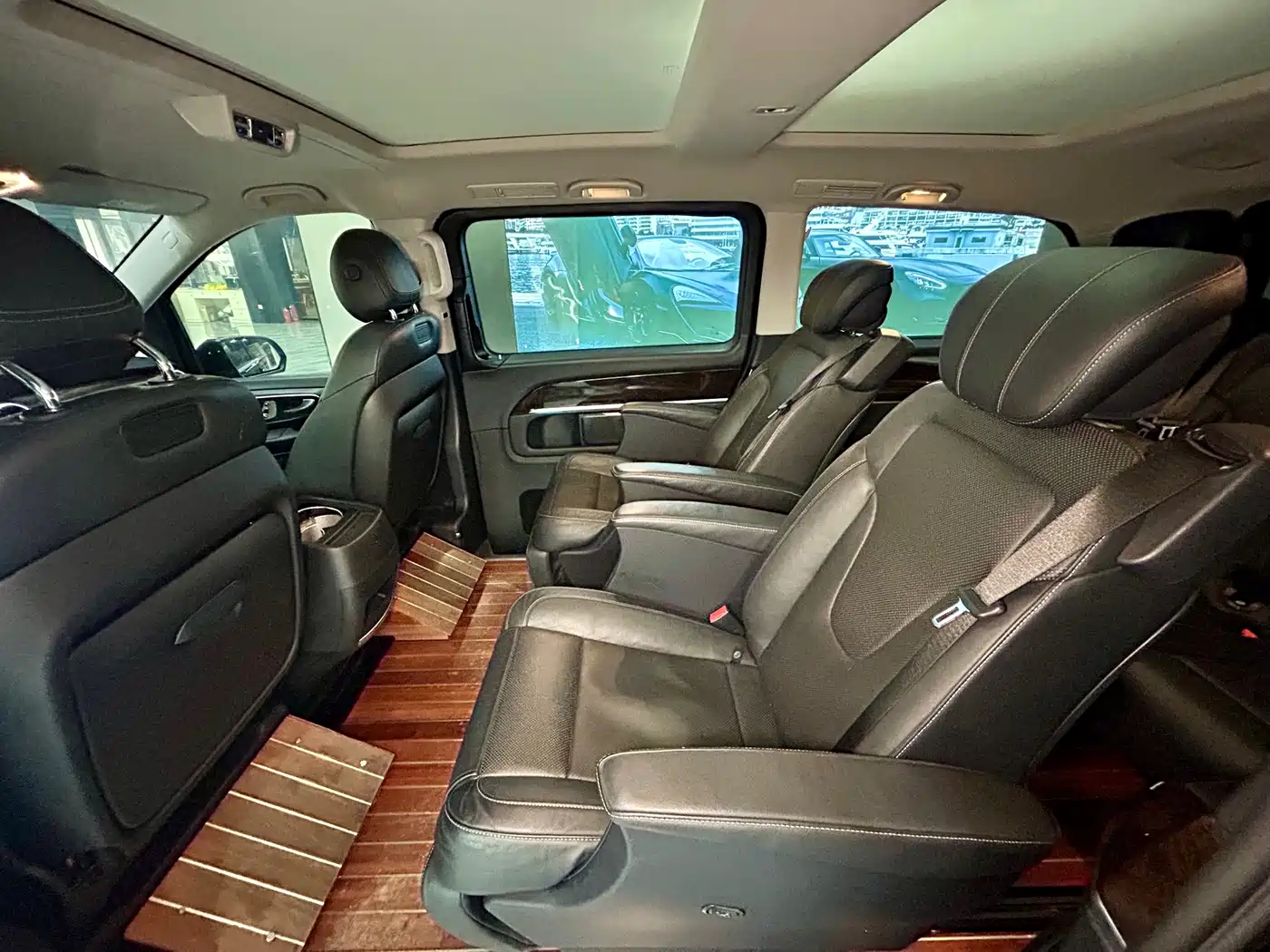 Mercedes-Benz V-Class 2018 V 260 Premium Edition China V фото 21