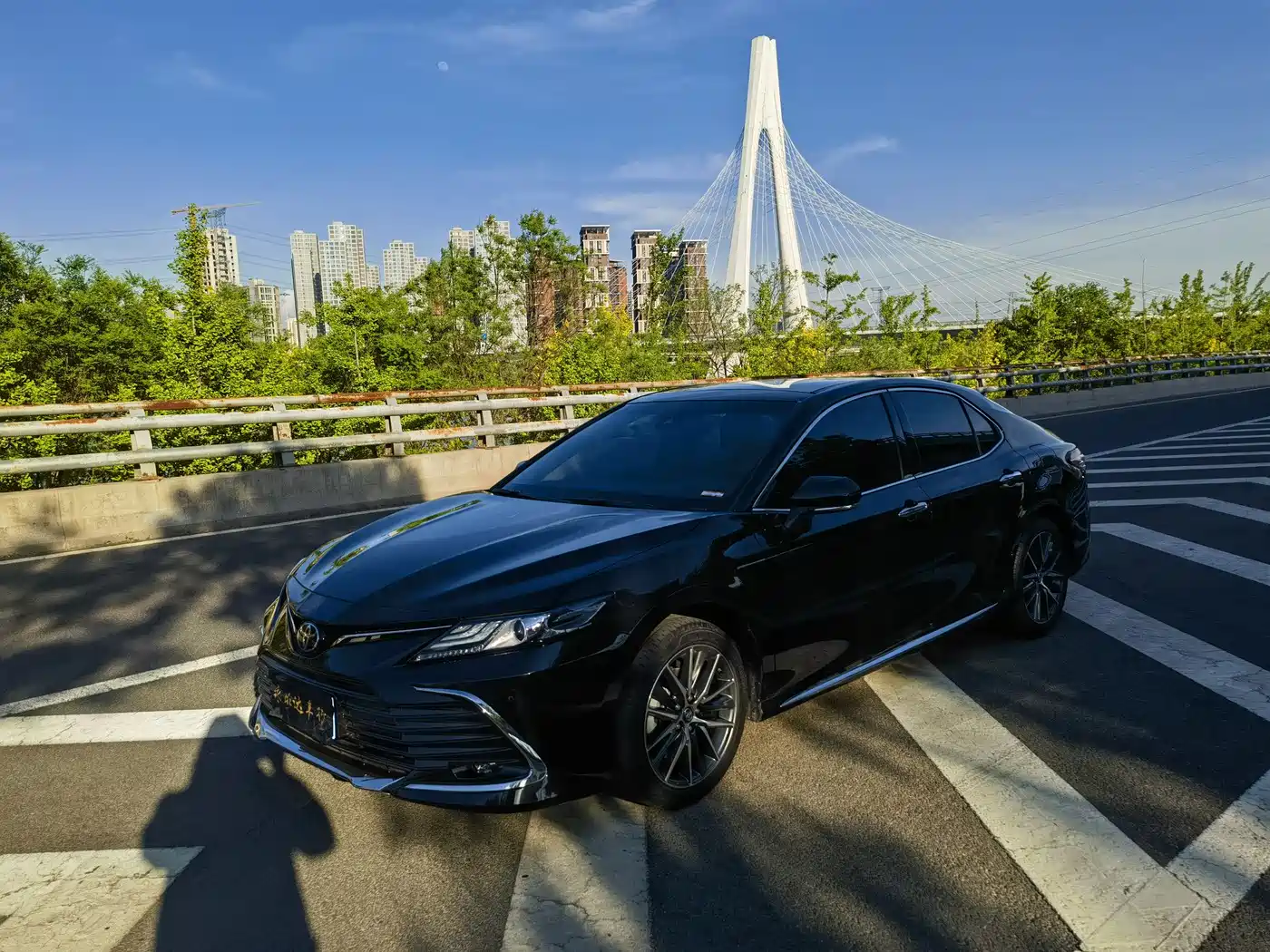 Toyota Camry 2023 2.5G Luxury Edition