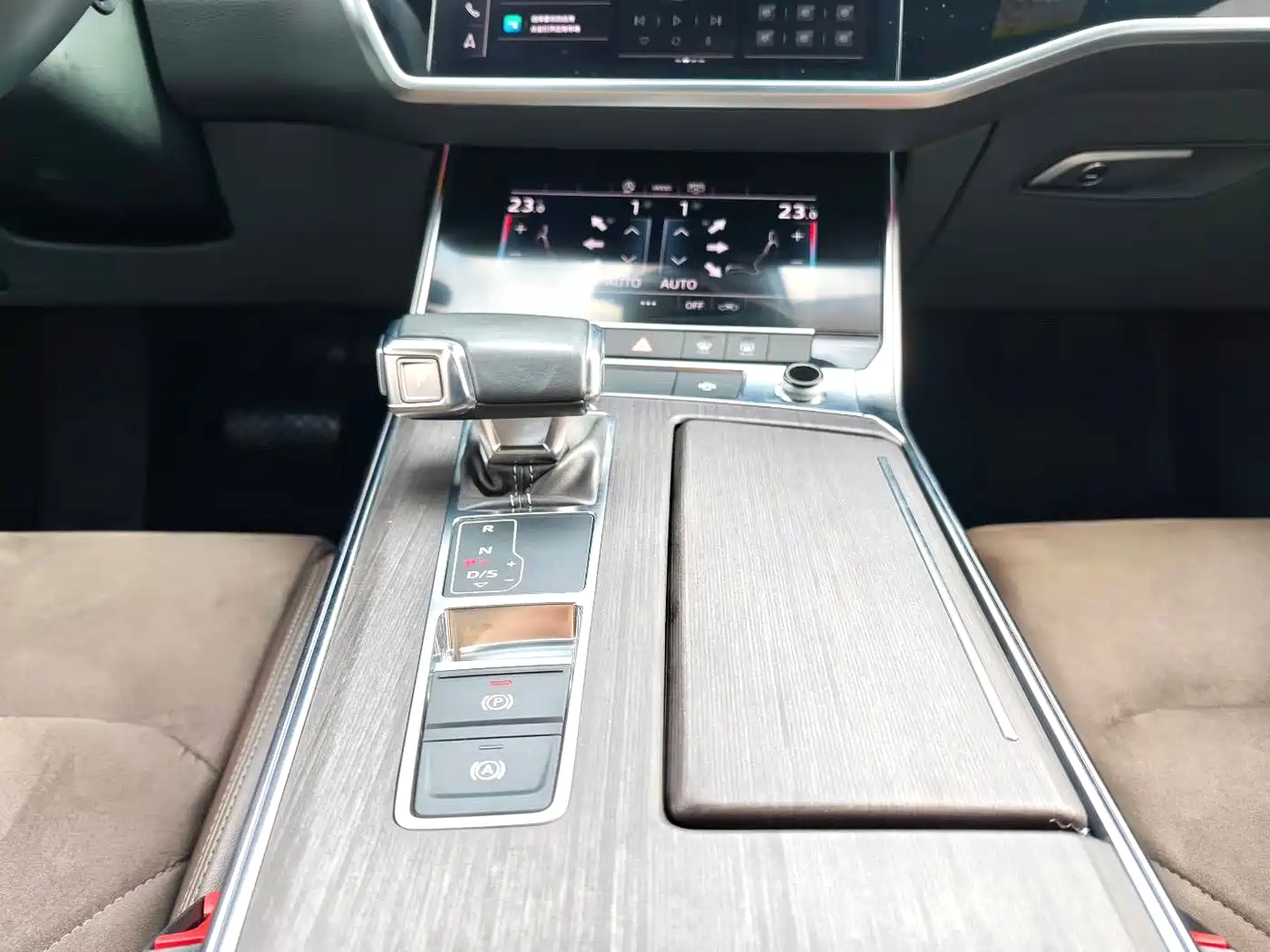 Audi A7L 2022 45 TFSI S-line Dream Builder Crystal Package фото 8