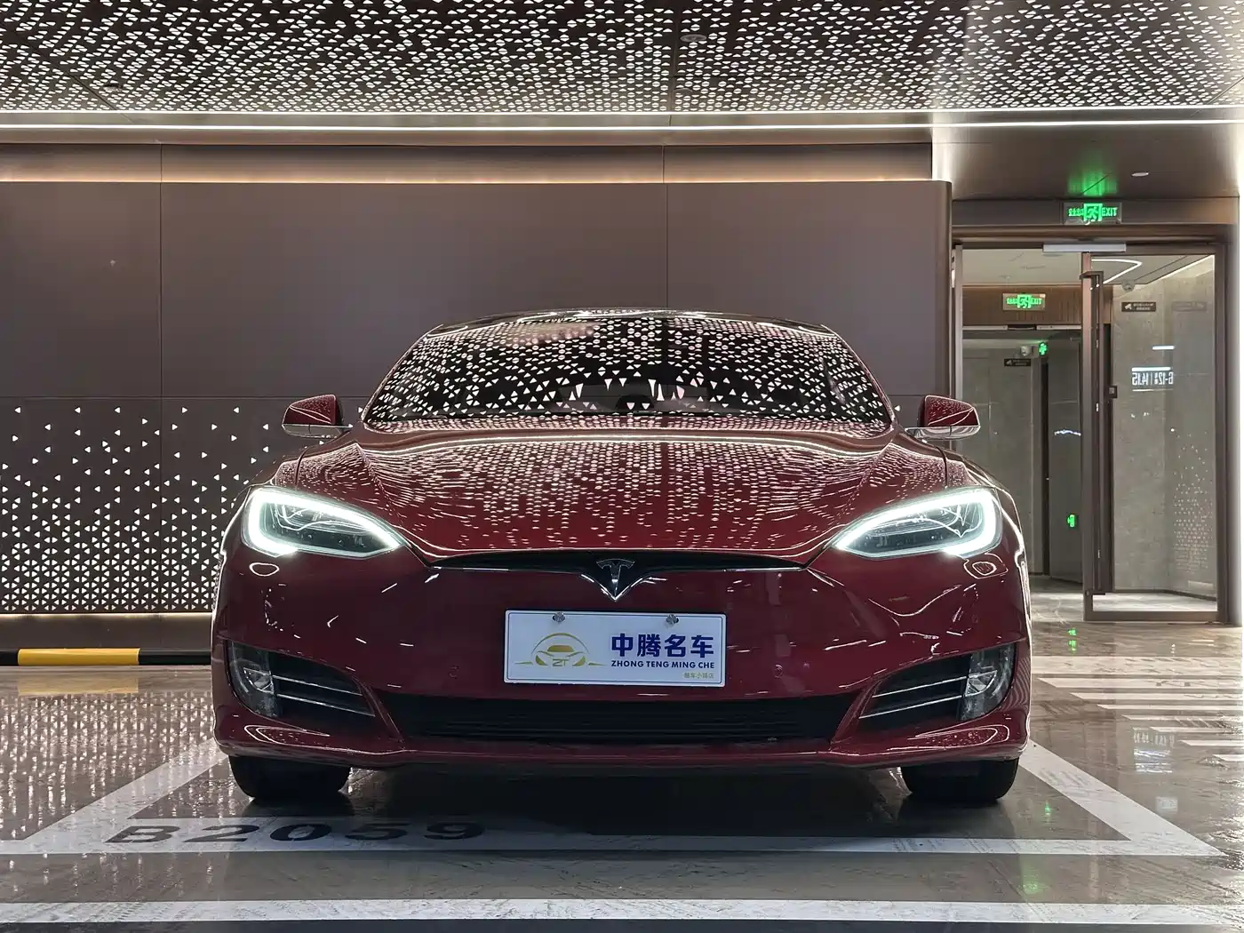 TESLA MODEL S