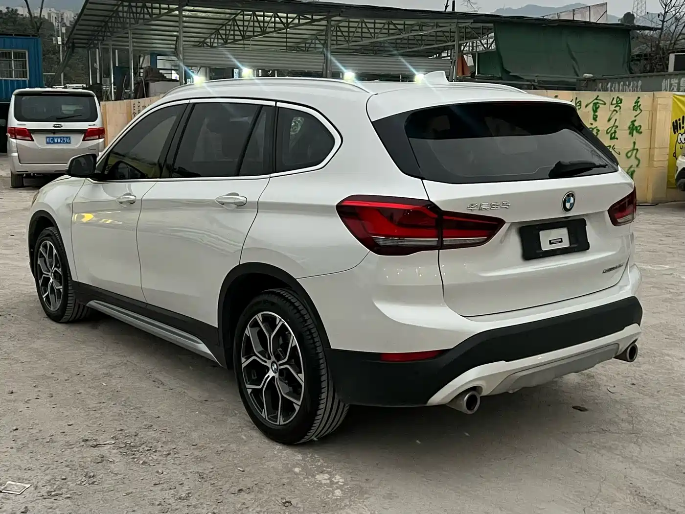 BMW X1 2022 sDrive20Li Fashion фото 7