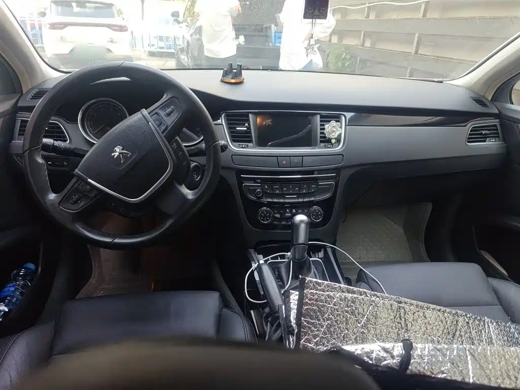 Peugeot 508 2012 2.0L Automatic Smart Edition фото 13