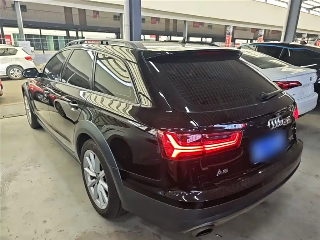 Audi A6 (Import) 2018 3.0T allroad quattro фото 5