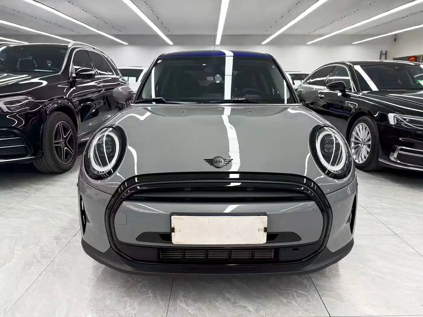 Фото 2 - MINI MINI