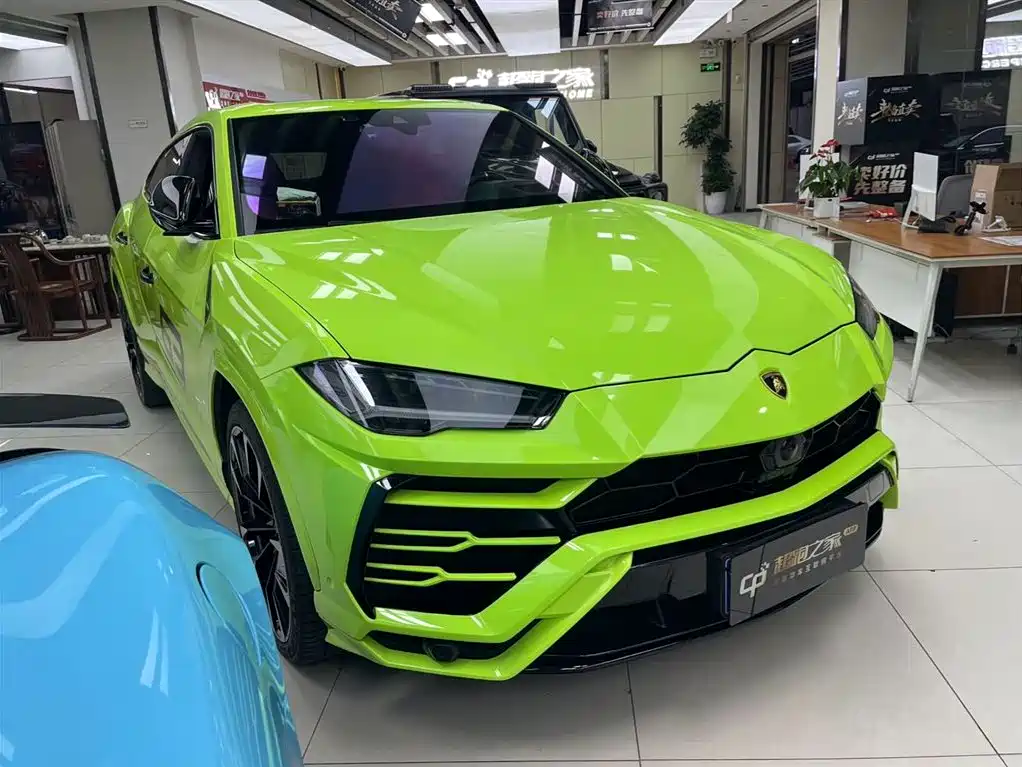 Lamborghini Urus 2021 4.0T V8 фото 2