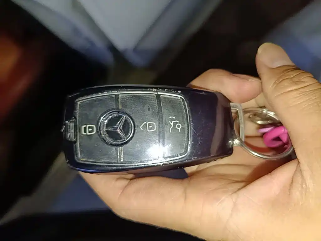 صورة 9 - Mercedes-Benz CLA (Import)