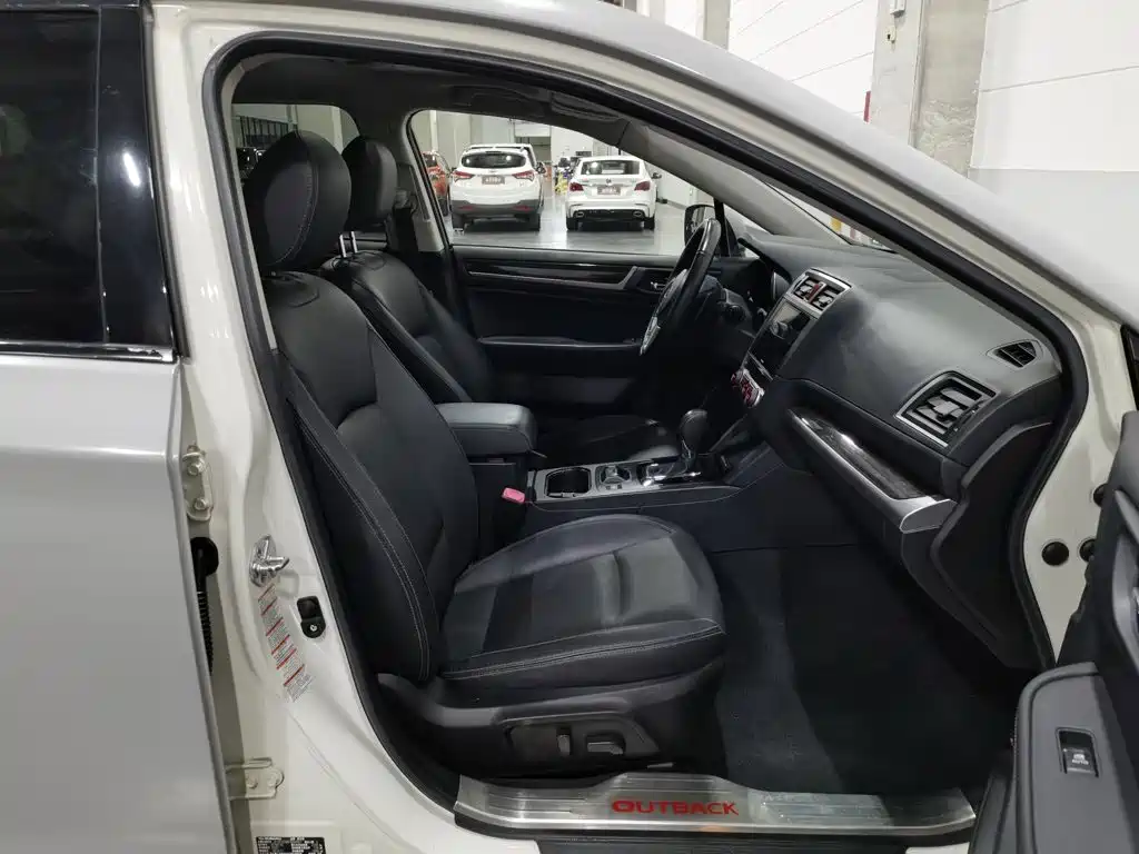 Subaru Outback 2015 2015 2.5i Luxury Navigation Edition