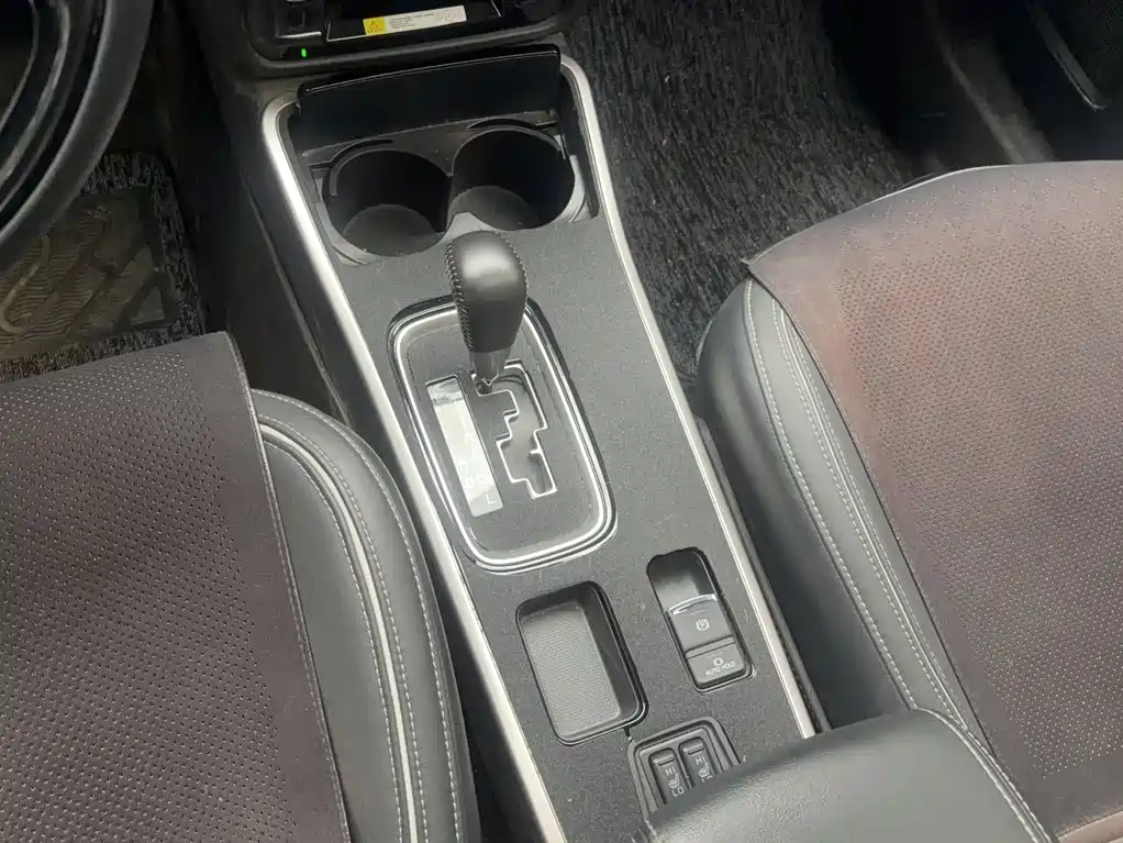 Mitsubishi Outlander 2022 2021 2.0L 2WD Smooth Ride Version 5-Seater
