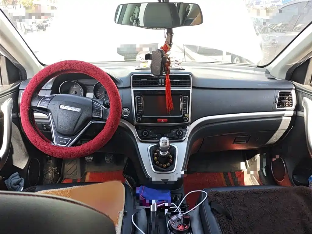 Haval M6 2019 1.5T Manual 2WD Elite Type China V фото 13