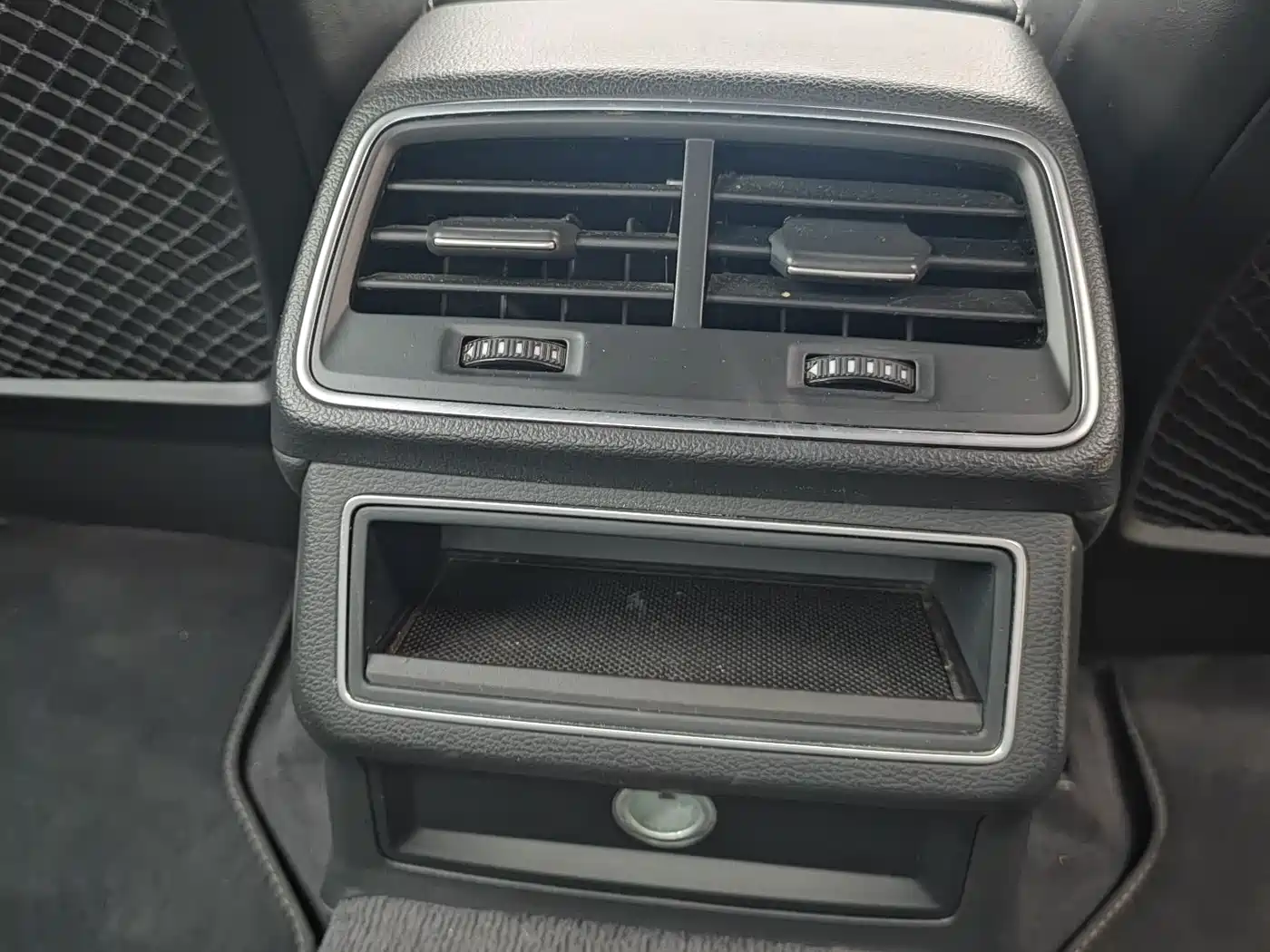 Audi A6L 2022 40 TFSI Luxury Dynamic фото 12