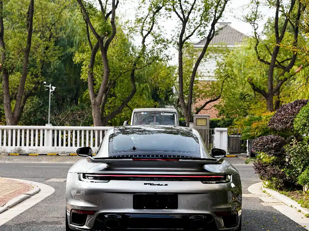 Porsche 911 2022 Turbo S 3.7T фото 5