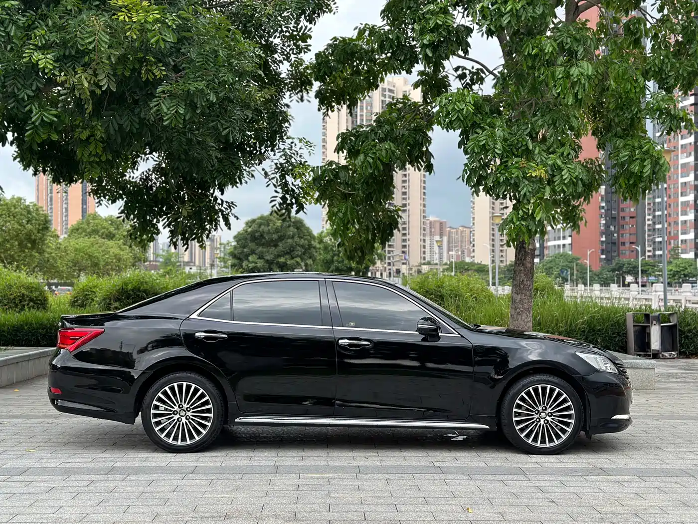 Toyota Crown 2018 2.0T Sport Edition фото 4