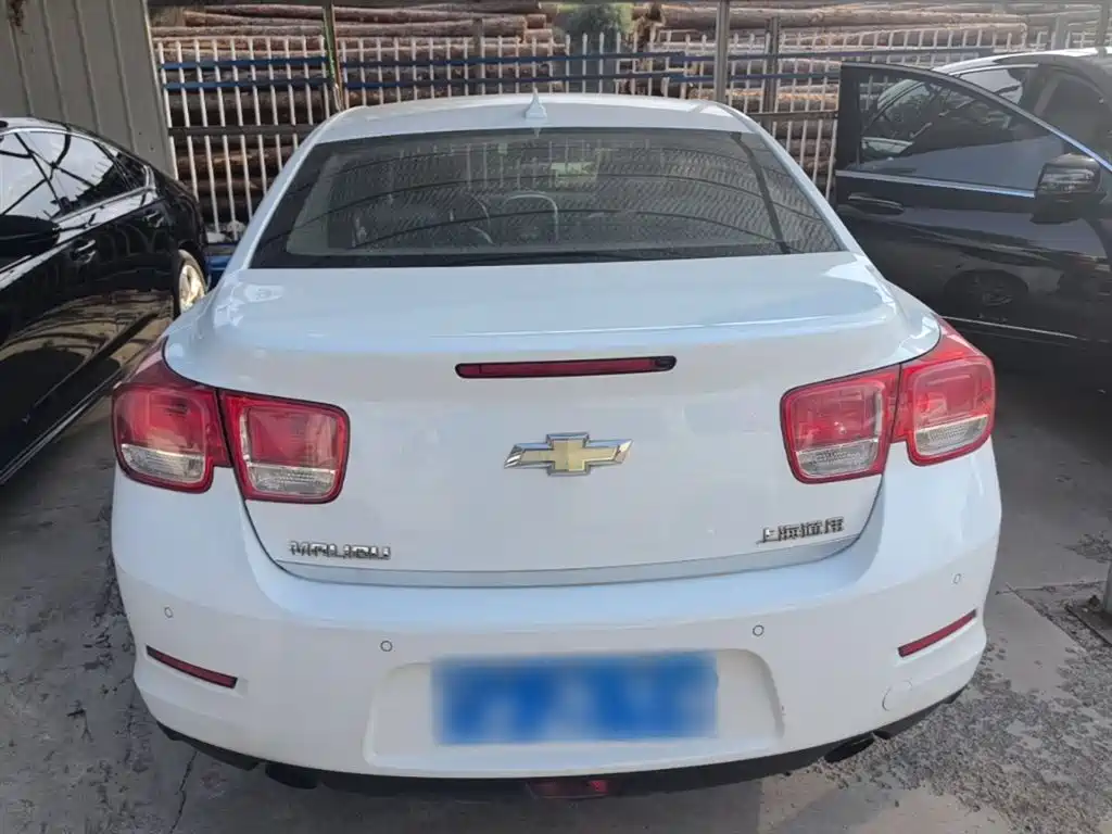 Chevrolet Malibu 2014 2.0L Automatic Luxury фото 6