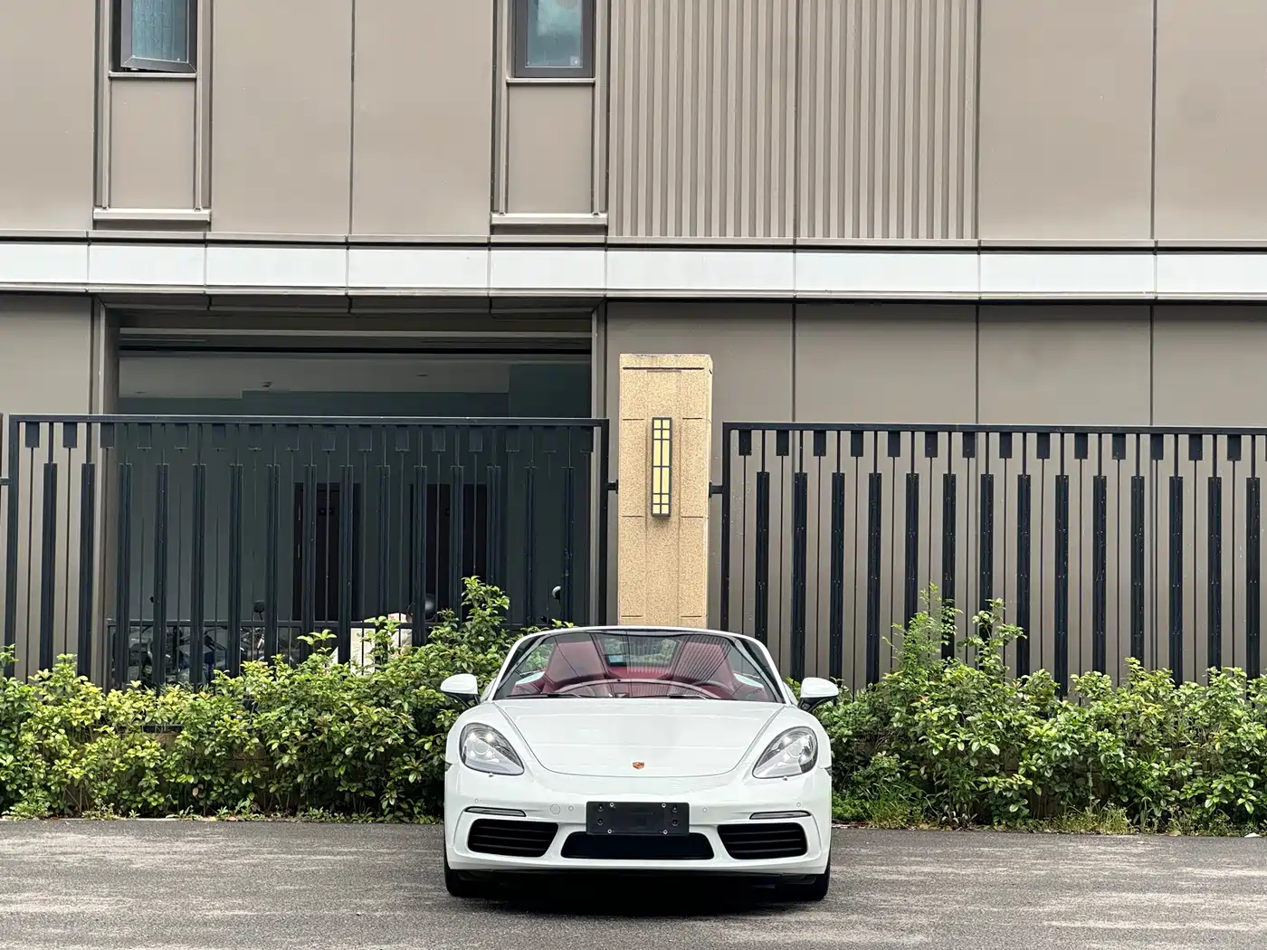 Porsche 718 2022 Boxster 2.0T фото 2
