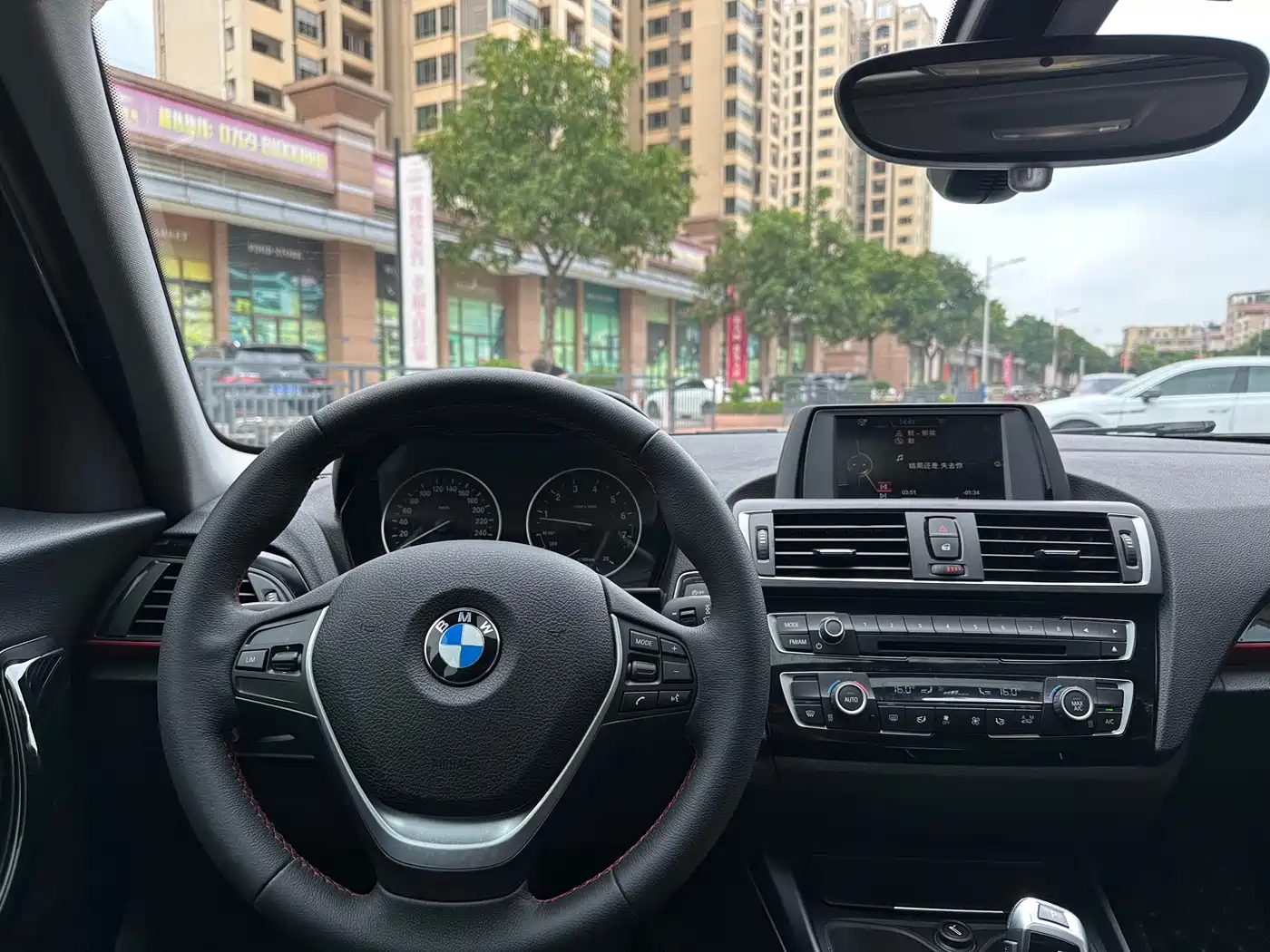 BMW 1 Series (Import) 2016 120i Sport Design Package фото 14