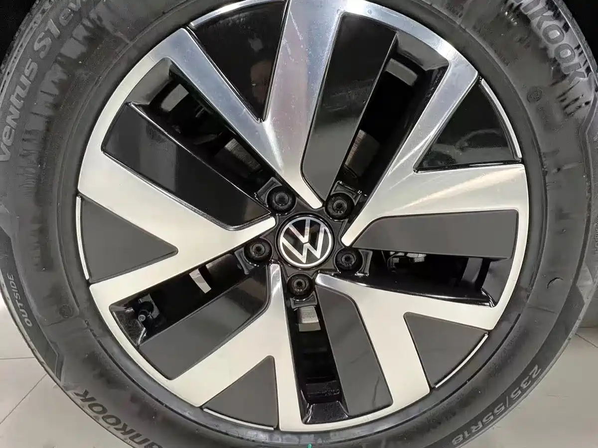 Volkswagen Tayron 2023 280TSI 2WD Luxury Plus Advanced Edition фото 12