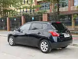 Photo 7 - Nissan Tiida
