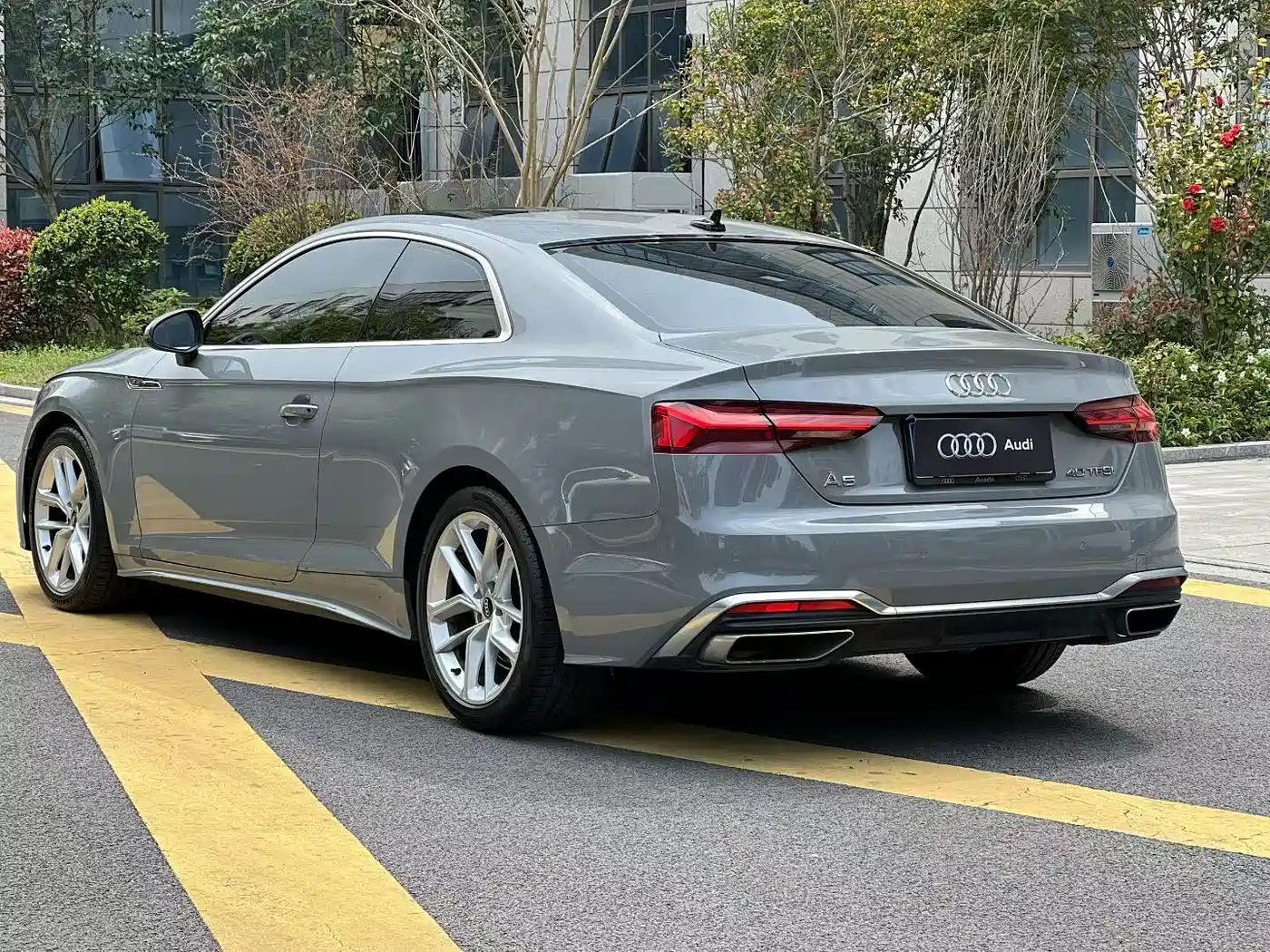 Audi A5 (Import) 2022 Coupe 40 TFSI Fashion Dynamic фото 3