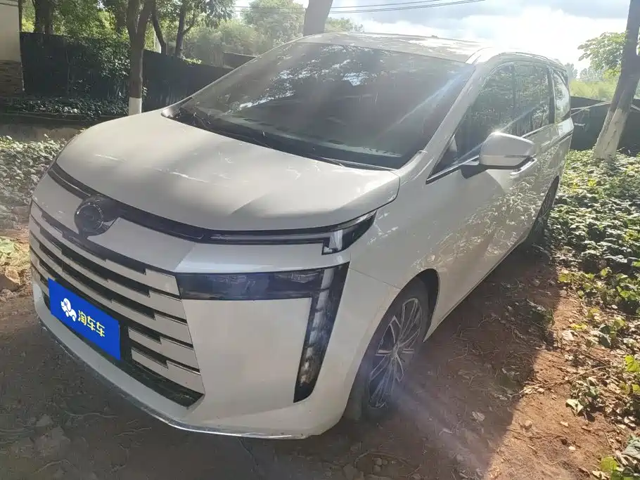 GAC Trumpchi Trumpchi E8 2025 2024 Glory Series 2.0L Glory Edition