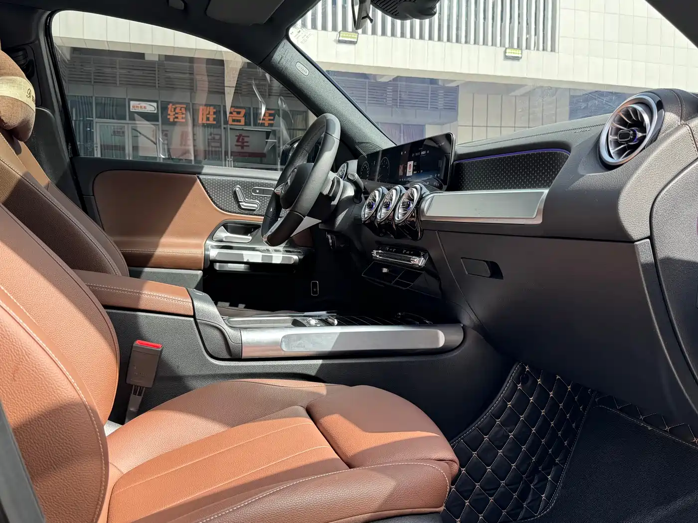 Mercedes-Benz GLB 2024 GLB 220 Fashion фото 12